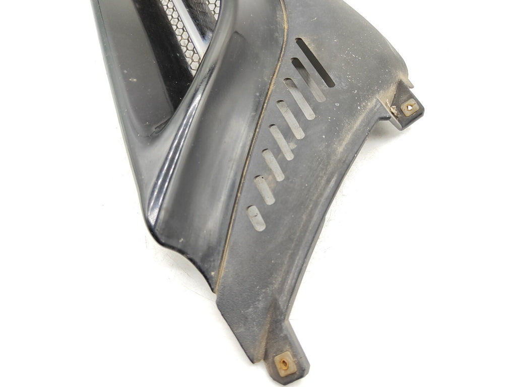 Alfa Romeo 166 2000 Front Right Upper Grill 156016559 BLACK