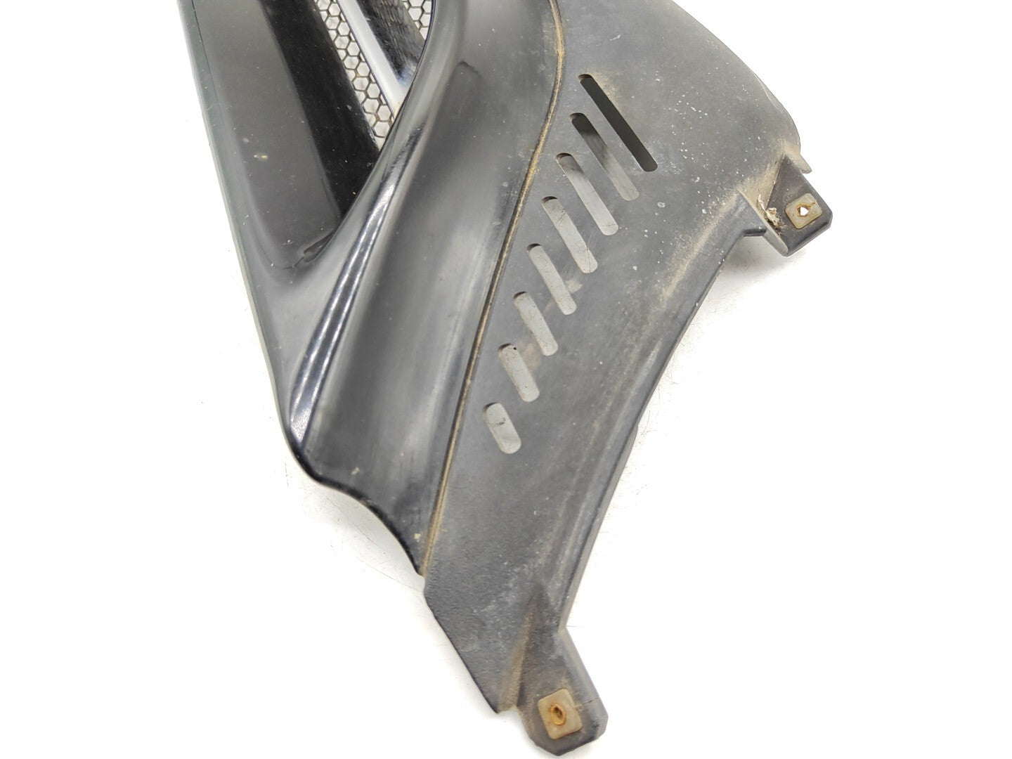 Alfa Romeo 166 2000 Front Right Upper Grill 156016559 BLACK