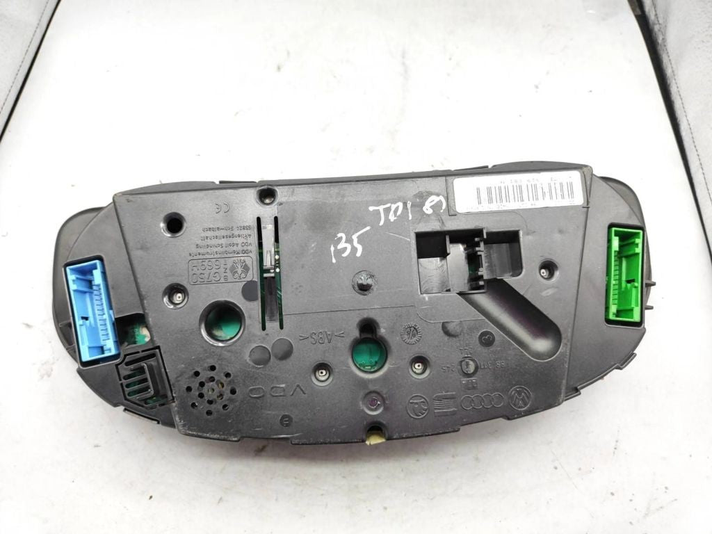 3B0919881N Volkswagen PASSAT B5 TDI 1998 speedometer instrument cluster 