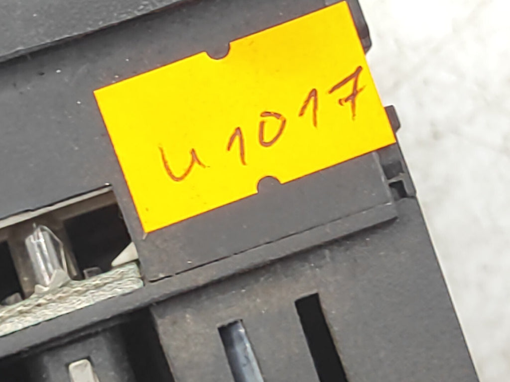 BMW 525i E34 1992 Front Panel Dashboard Clock Screen Display 1374288 62131374288