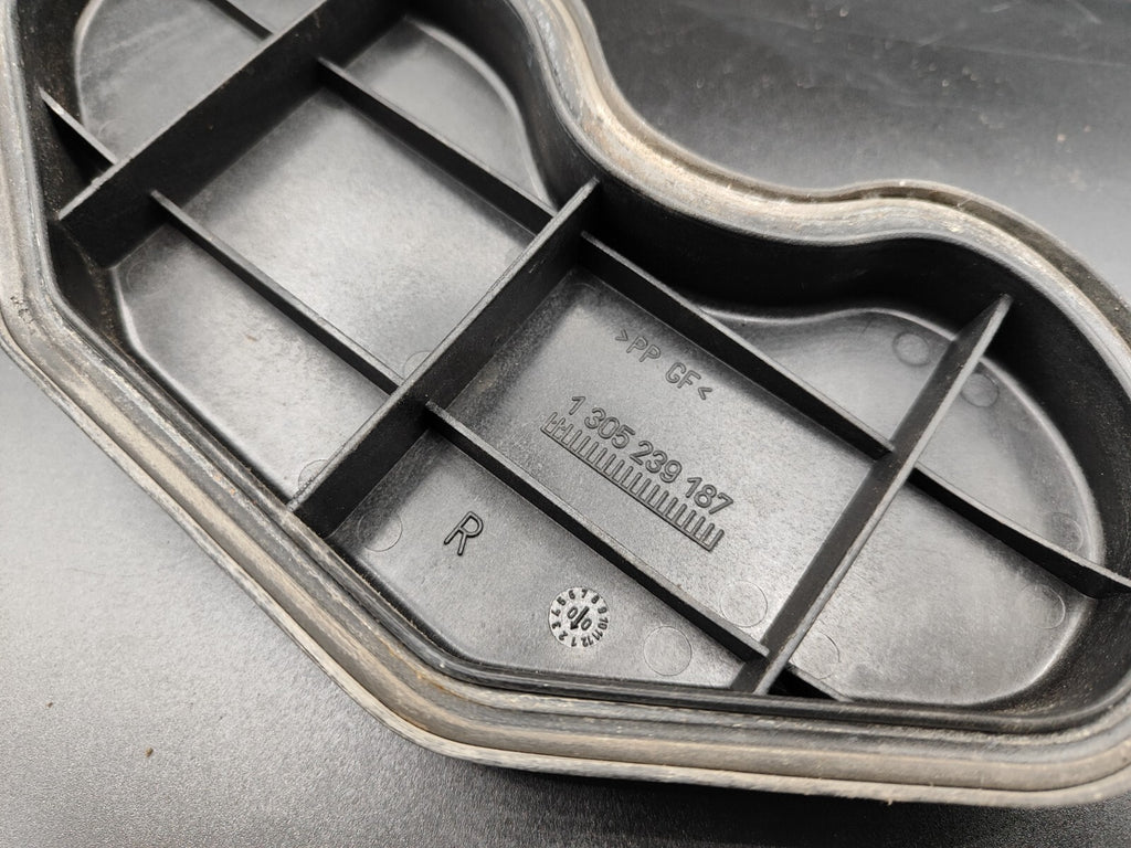 Alfa Romeo 147 1.9JTD 2003 LHD Front Headlight Lamp Dust Cover 1305239187