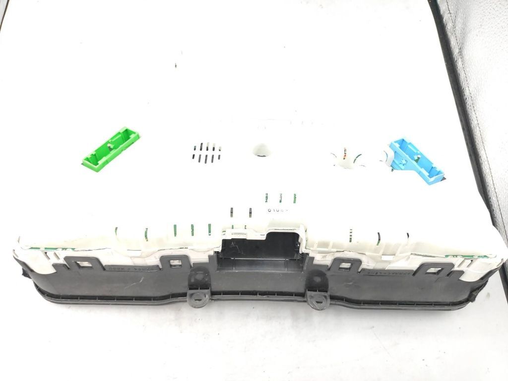 Audi A4 S4 B5 8D TDI 1997 Diesel speedometer instrument cluster 8D0919860E 