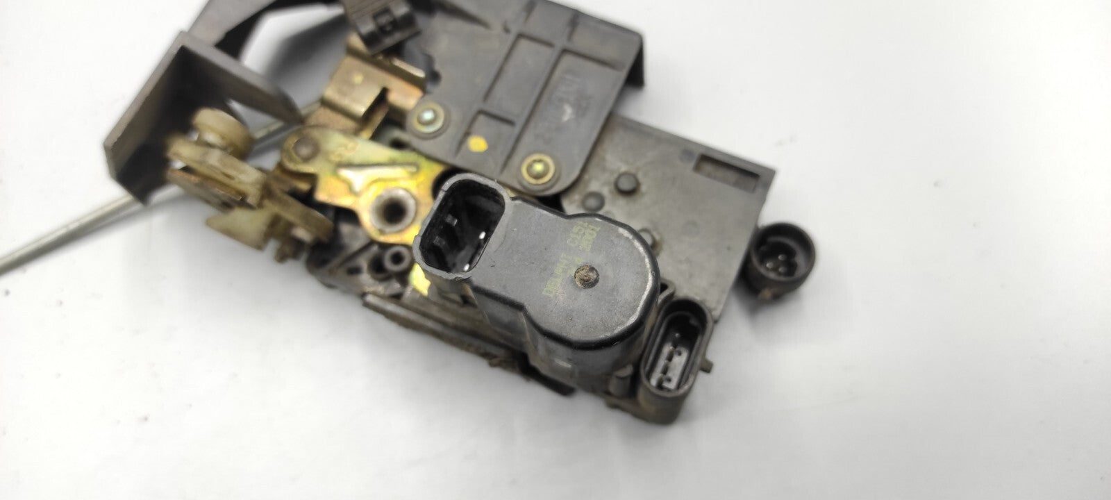 Alfa Romeo 156 SW 2.4JTD 110kW 2002 LHD Front Right Door Lock Latch 18110242