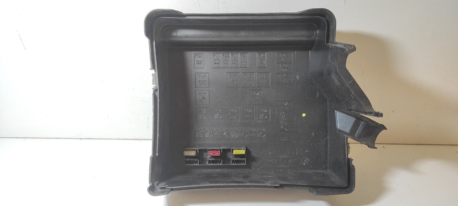 Alfa Romeo GT / 147 1.9JTD 2006 Diesel Engine Fuse Box Cover Cap