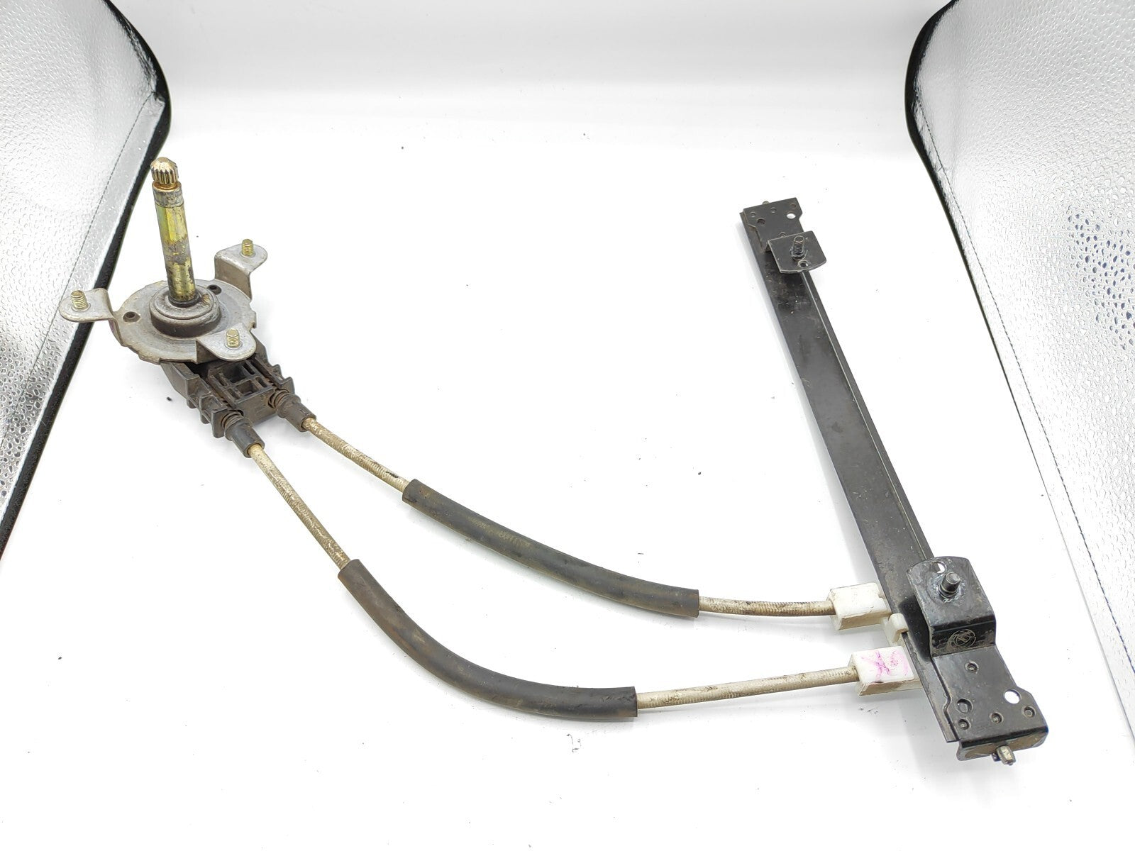 Alfa Romeo 147 1.9JTDm 110kW 2008 Rear Left Manual Window Regulator 465570410