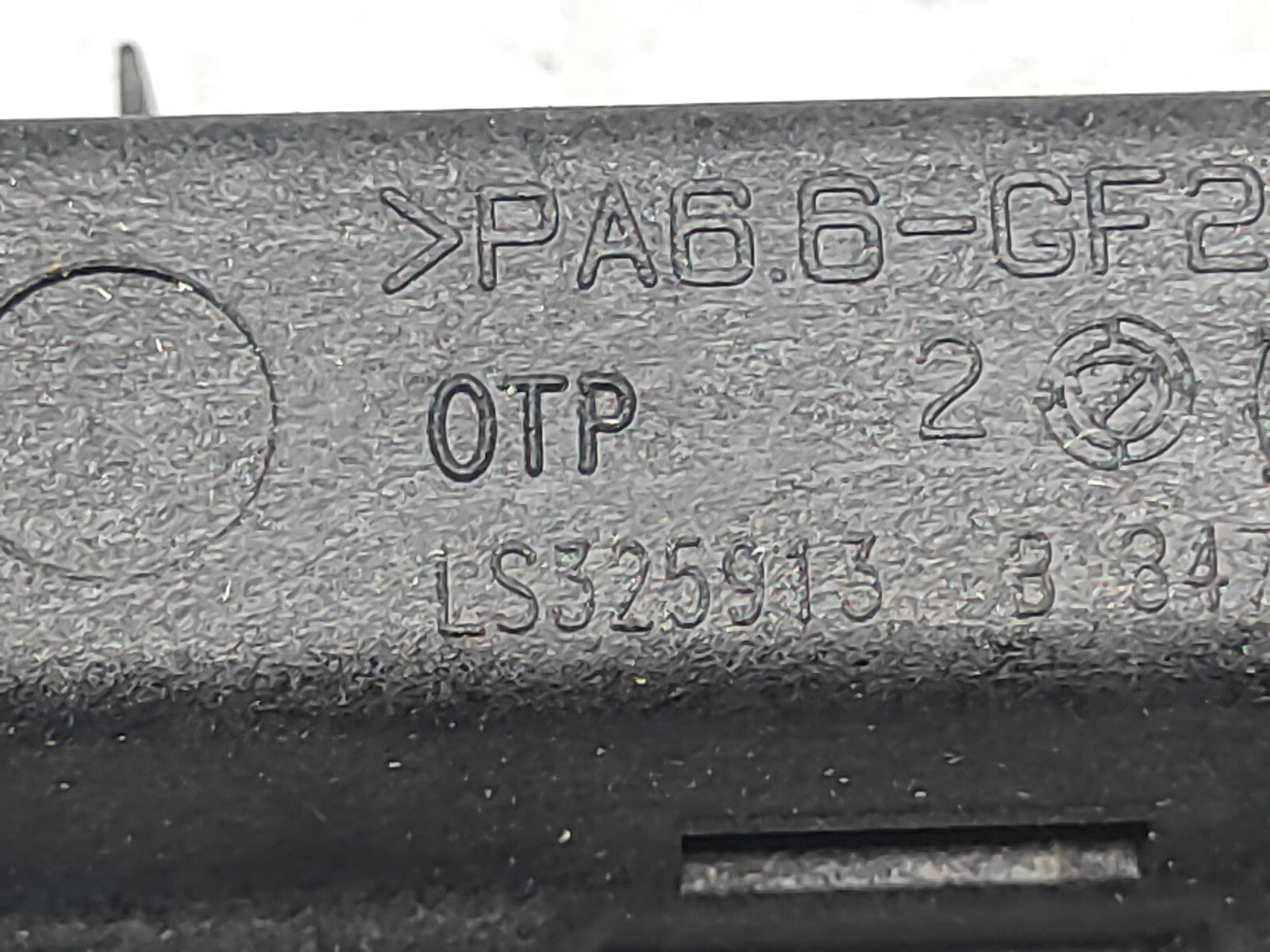 Alfa Romeo 147 1.9JTD 16V 2007 Front Ashtray insert LS325913