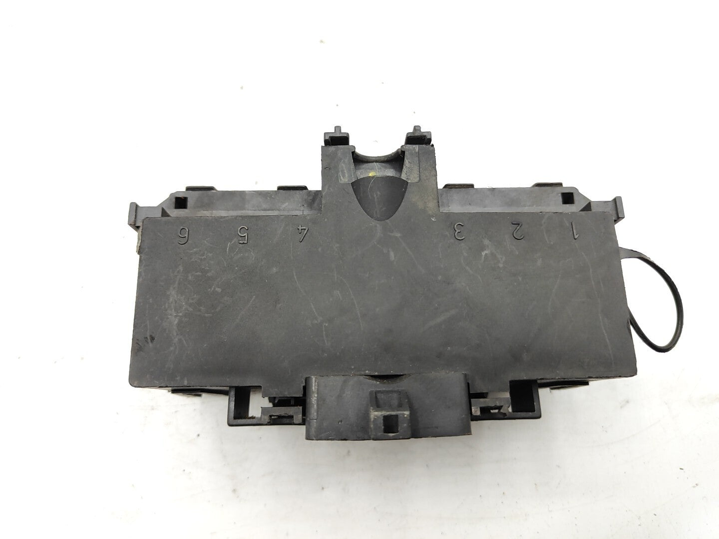 Mercedes Benz C Class C220 W203 2003 Engine Fuse Module Box A2035450803