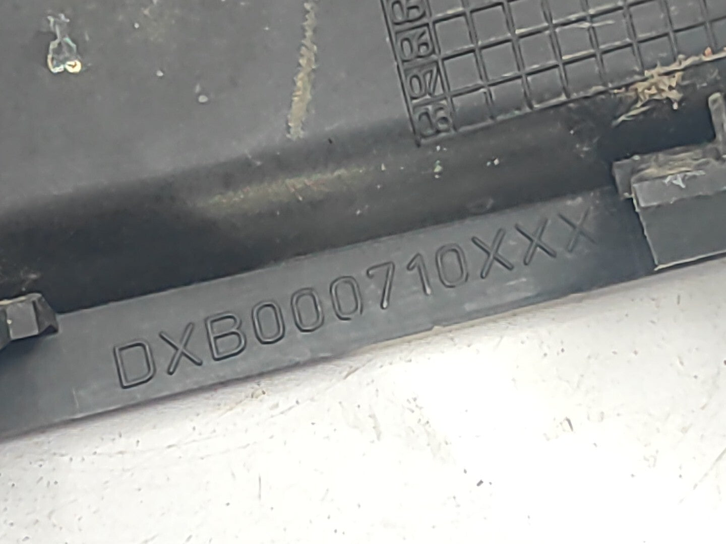 Rover 45 Facelift Front Left Side Lower Fog Light Grill DXB000710XXX