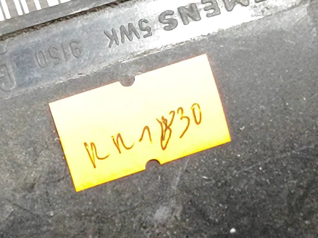 Opel Vectra B 1995 Petrol MAF mass air flow meter sensor 90411957 