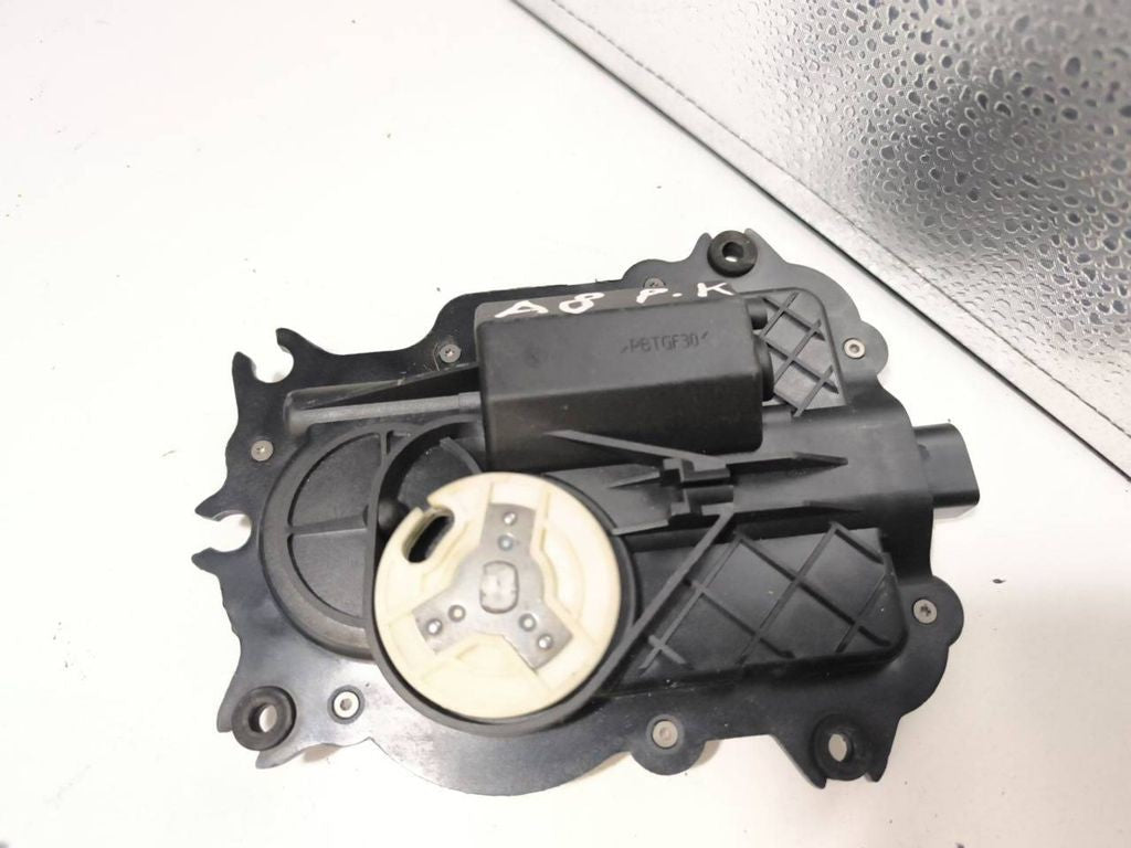 Audi A8 S8 D3 4E 2007 Front door soft close latching motor 4E0837059