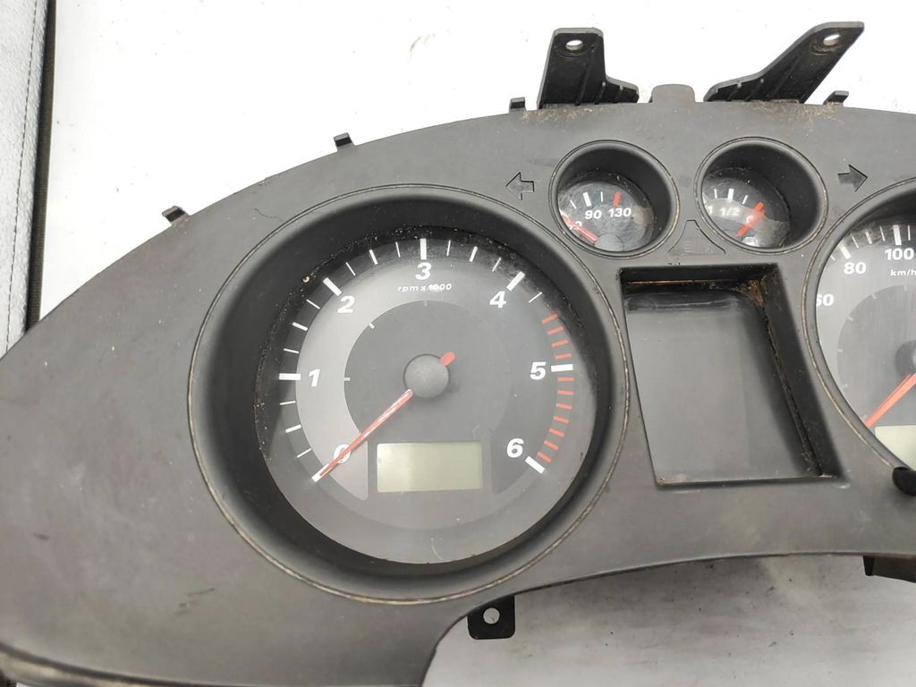 Seat Ibiza III (6L) 2005 Diesel speedometer instrument cluster W06L920801A