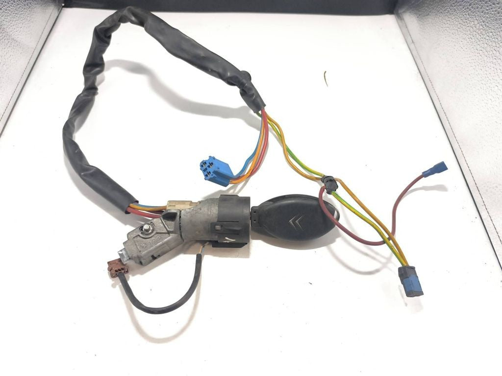 Citroen C5 2003 Ignition barrel lock with key set 9648445180 