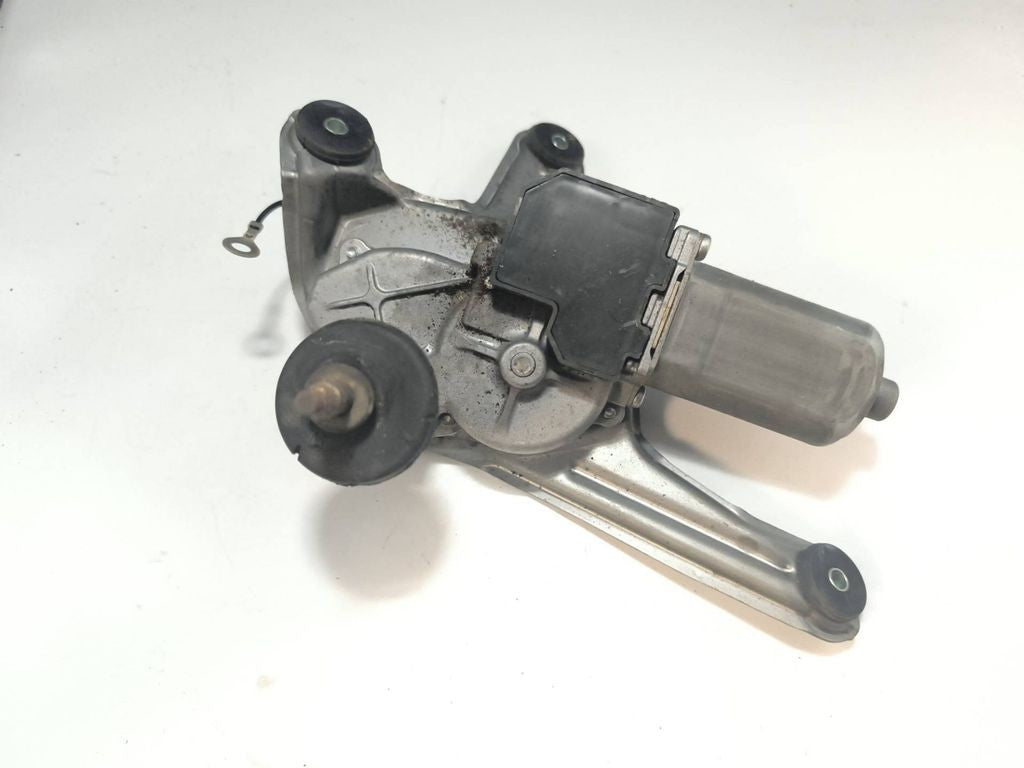 Toyota Avensis T250 2.0D4D 2006 Rear wiper motor 8513005100 