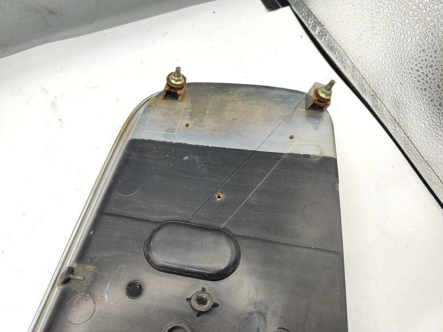 Rover 400 420 418 1996 Rear Number Plate Holder Trim Bar DRC100780