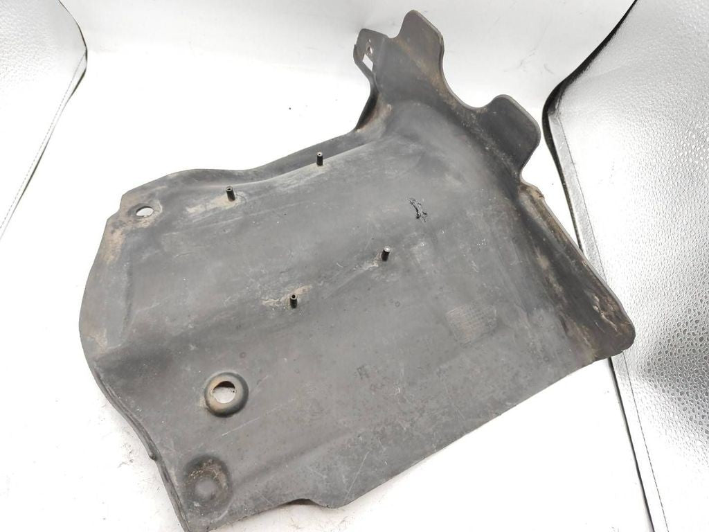 Alfa Romeo 159 2007 front left wheel arch fender engine splash guard