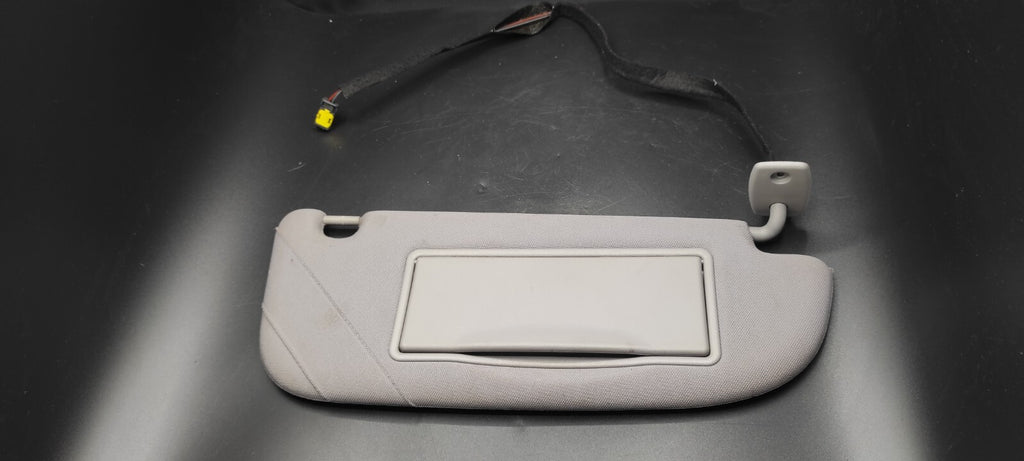 Peugeot 607 3.0i V6 2002 LHD Front Right Side Sun Visor Cover