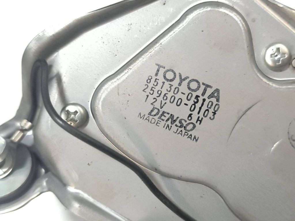 Toyota Avensis T250 2006 Rear window wiper motor 8513005100 