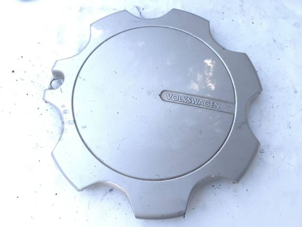 Volkswagen VW PASSAT B4 1995 R14 wheel hub cap trim 357601147A 