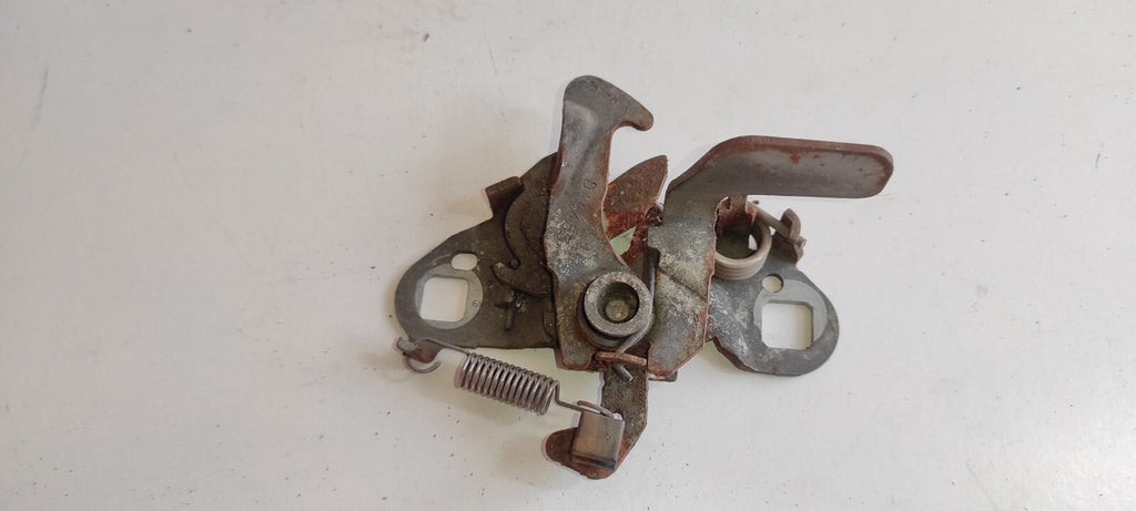 Peugeot 607 3.0i V6 2002 Front Bonnet Hood Lock Latch Mechanism