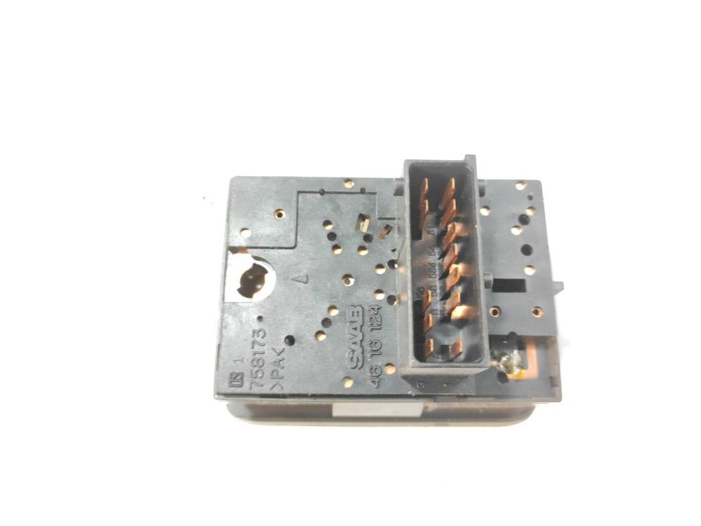 Saab 9-5 2.0T 110kW Petrol 2000 Light switch 4616124 