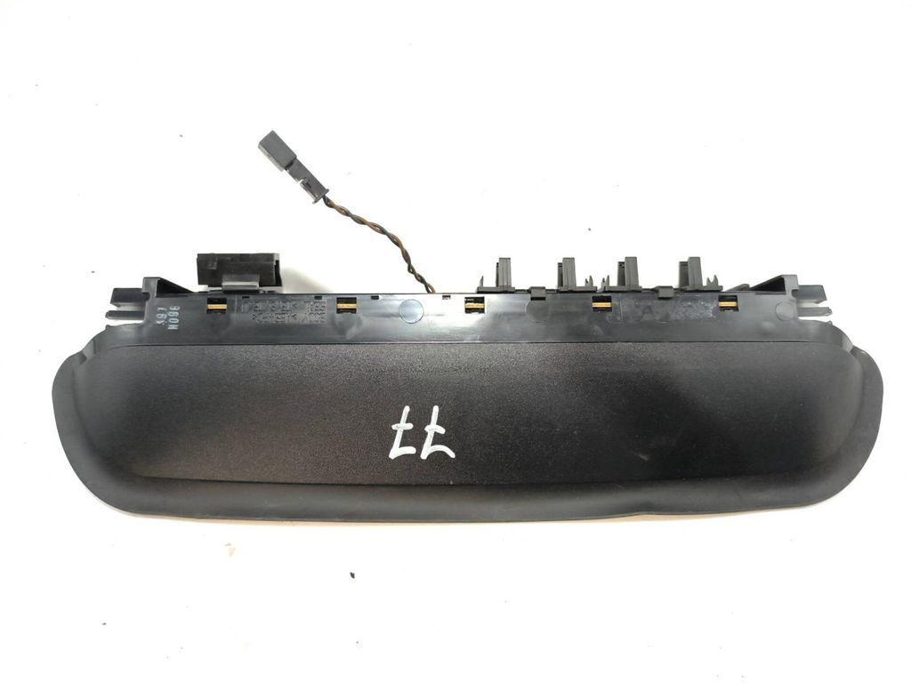 BMW 5 E60 E61 2008 Rear Third brake center stop light 6930030 