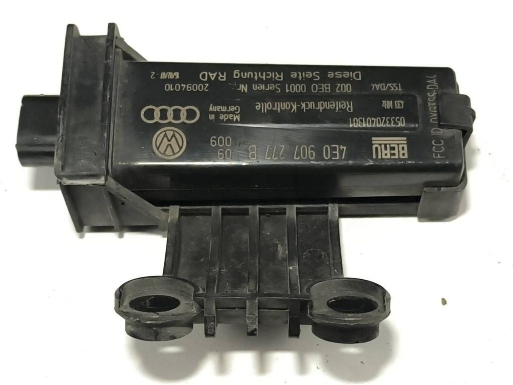 Audi A8 S8 D3 4E 2004 Tire pressure sensor 4E0907277B 