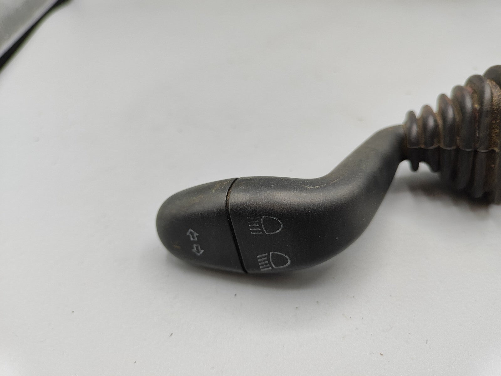 Skoda Felicia 1997 Indicator Turn Light Control Stalk Lever Switch 441945260156