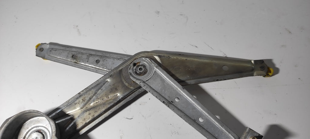 Alfa Romeo 166 2.4JTD 2002 Front Left Door Window Regulator Mechanism