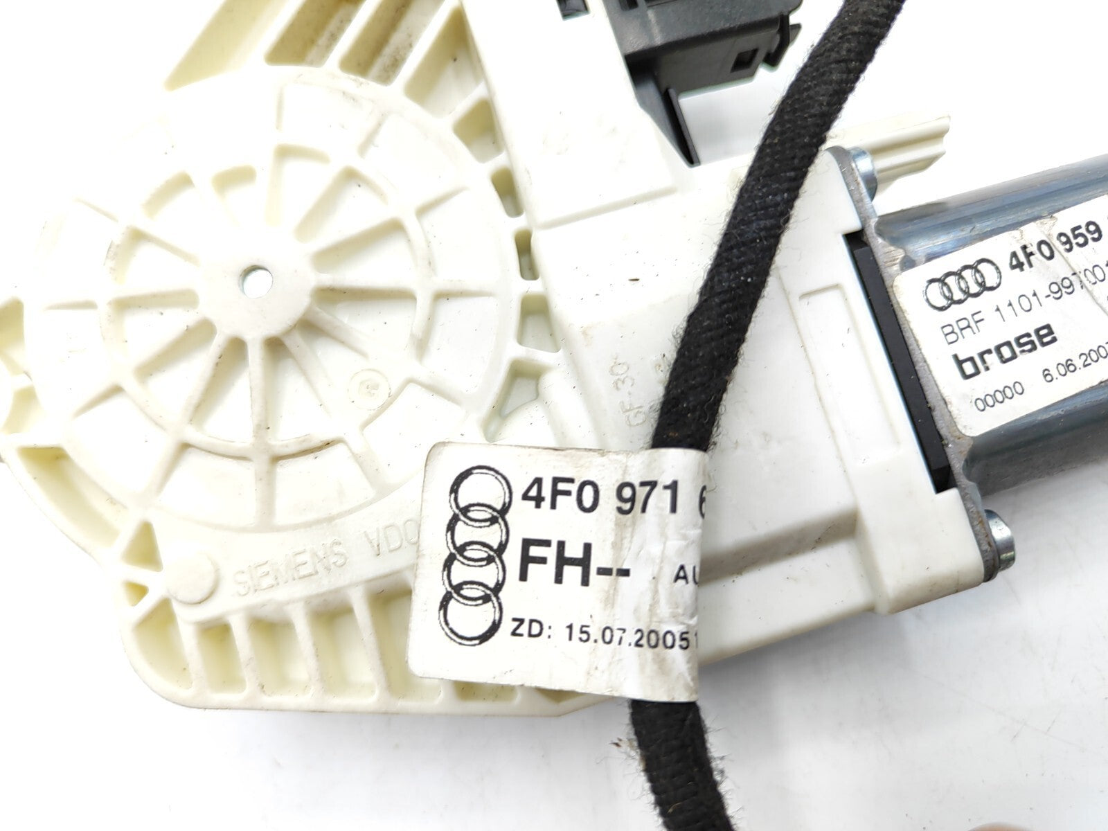 Audi A6 C6 2005 Rear Left Door Window Regulator Motor 4F0959801C