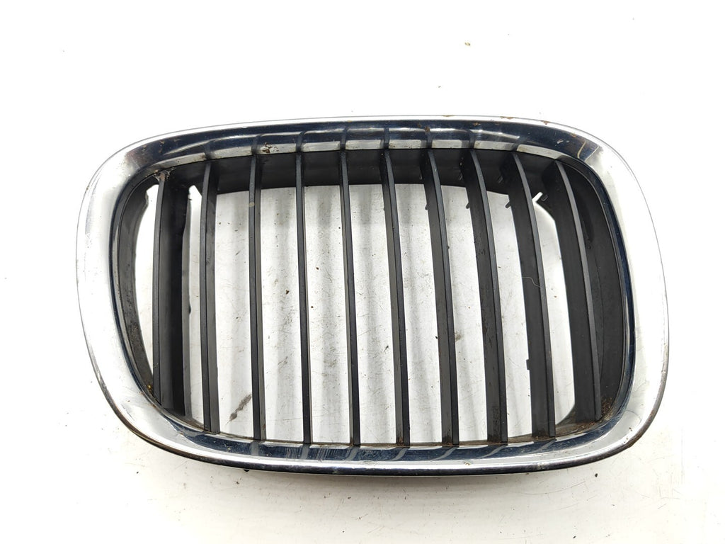 BMW 5 SERIES E39 530D 142kW Estate 2000 Front Right Bonnet Grill Kidney 8159312