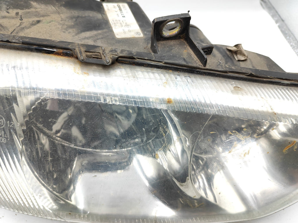 Alfa Romeo 156 1.9JTD 85kW PRE-Facelift 2000 Front Right Headlight 60626190