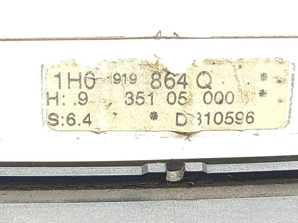 Volkswagen Golf III Diesel LHD speedometer instrument cluster 1H0919864Q 