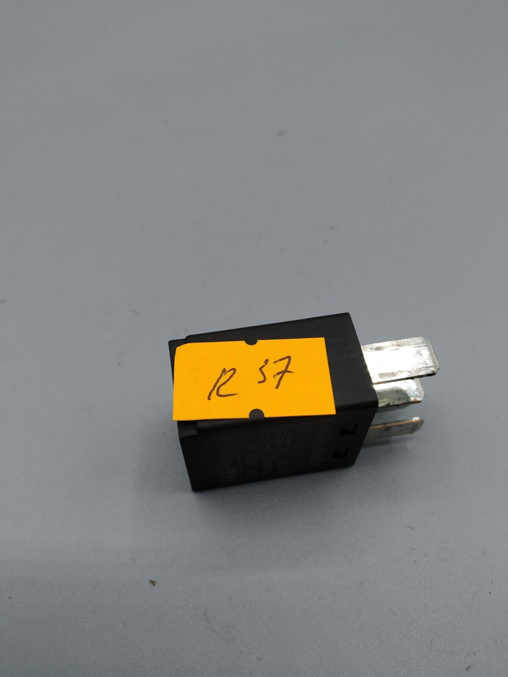 Ford Focus MK1 1.6i 74kW 1999 Relay Control Unit Module F57B14B192AA