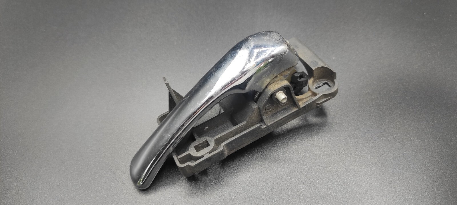 Alfa Romeo GT 1.9JTD 110kW 2007 Front Left Door Opening Inner Handle 46736147