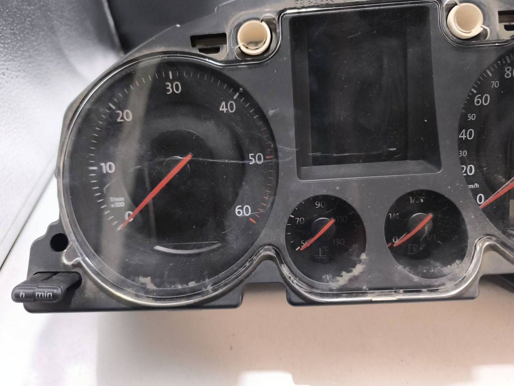 Volkswagen PASSAT B6 2007 LHD speedometer instrument cluster A2C53194181 