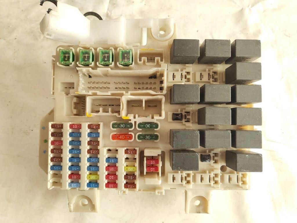 Smart ForFour I 2005 Fuse module A4545400124 