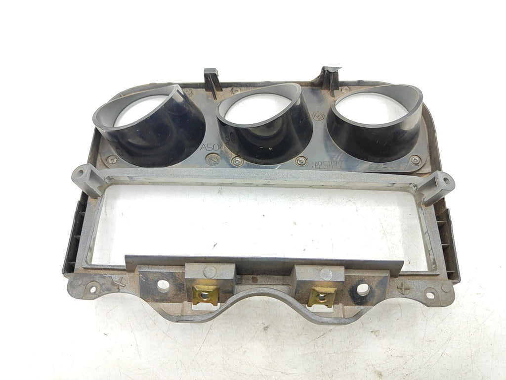 Alfa Romeo 156 2.4JTD FL 2004 LHD Fuel Temp Gauge Surround Trim 225617