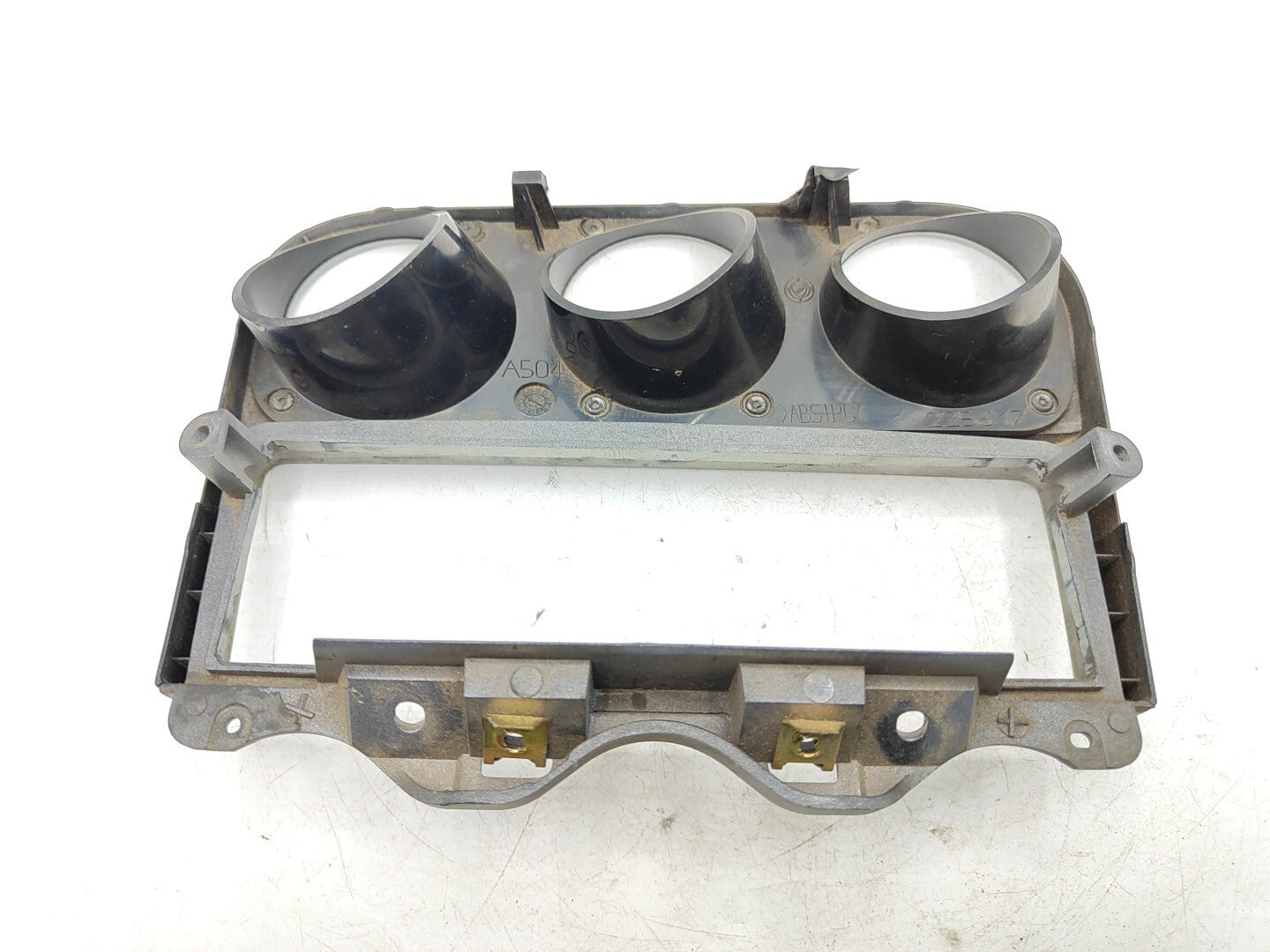 Alfa Romeo 156 2.4JTD FL 2004 LHD Fuel Temp Gauge Surround Trim 225617