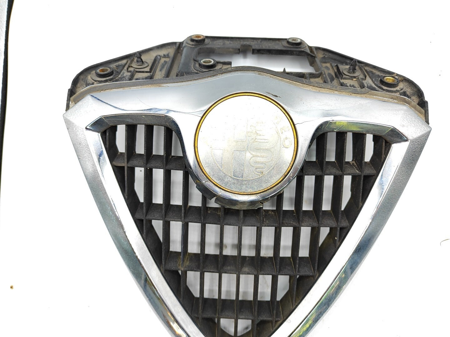 Alfa Romeo 156 2.0TS 2000 Front Middle Radiator Grill 156017393