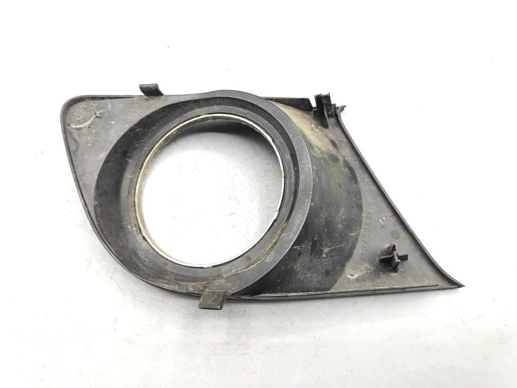 Alfa Romeo 159 2007 front left bumper fog light trim grill 156057615 