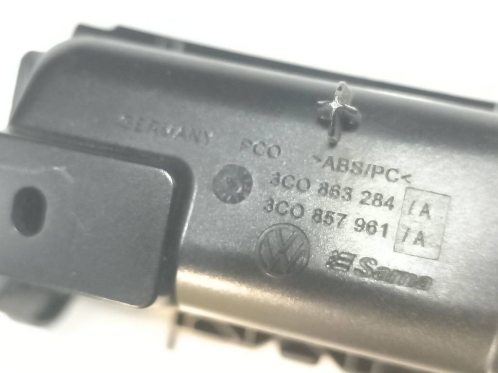 Volkswagen PASSAT B6 2008 Front Panel Storage insert 3C0863284 