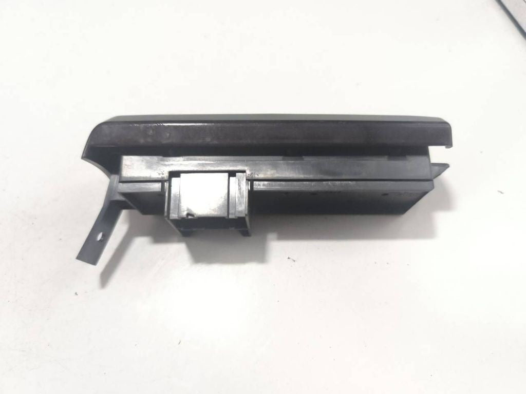 Fiat Croma 2.4JTD 147kW 2007 Diesel  Fog light switch 735398212 