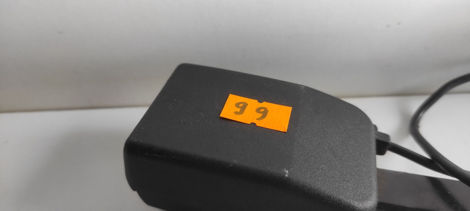 Peugeot 607 3.0i V6 2001 LHD Front Left Seat Seat Belt Buckle 4064099F1902