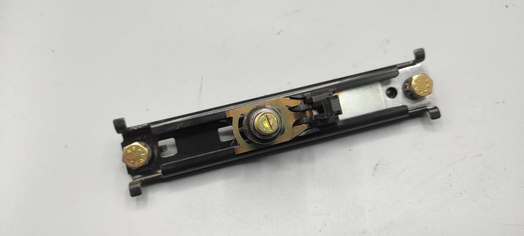 Alfa Romeo 156 2002 Front Right Seatbelt Height Adjustment Regulator Rail