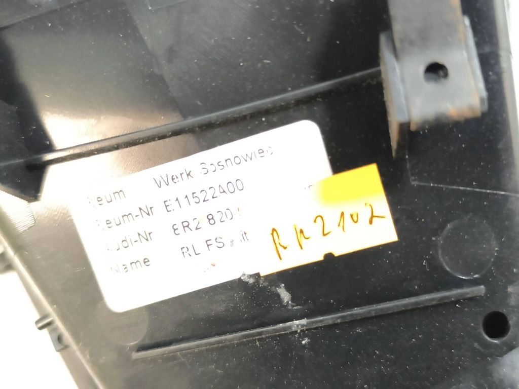 Audi Q5 SQ5 2013 Front Panel dashboard side air vent grill trim 8R2820902F 