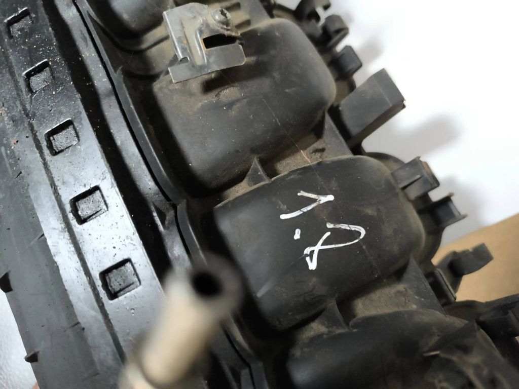 Alfa Romeo 156 Twin Spark 2000 Petrol Engine intake manifold 0280600011 