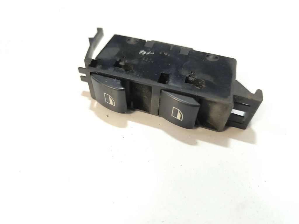 BMW 3 E46 2000 Electric window control control switch 61318381514 