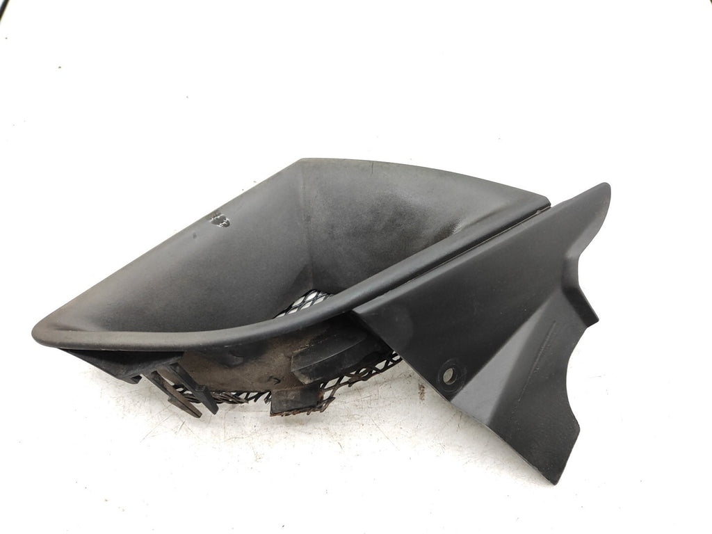 Alfa Romeo 166 FACELIFT 2.4JTD 2004 Front Bumper Right Grill 156045145