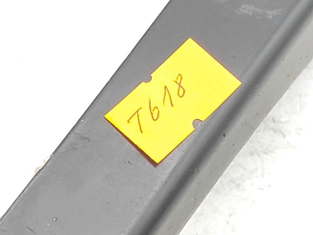 Alfa Romeo GT 2.0JTS 122kW 2005 LHD Windshield Wiper Blade Arm