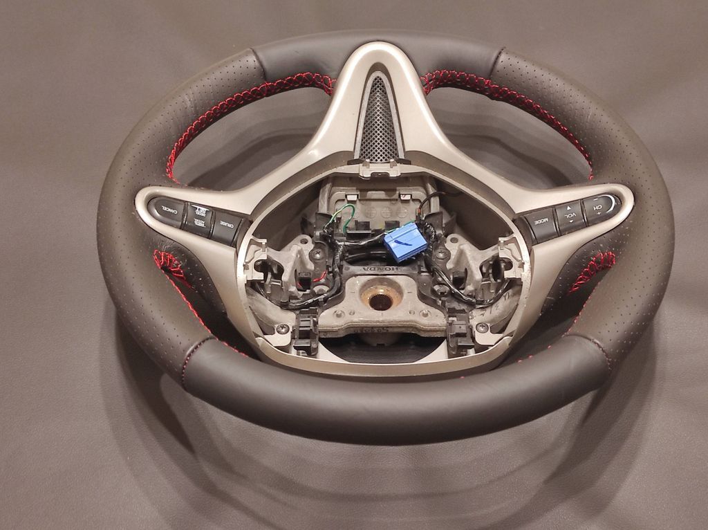 Honda Civic 8 FN 2007 Steering wheel / NEW LEATHER